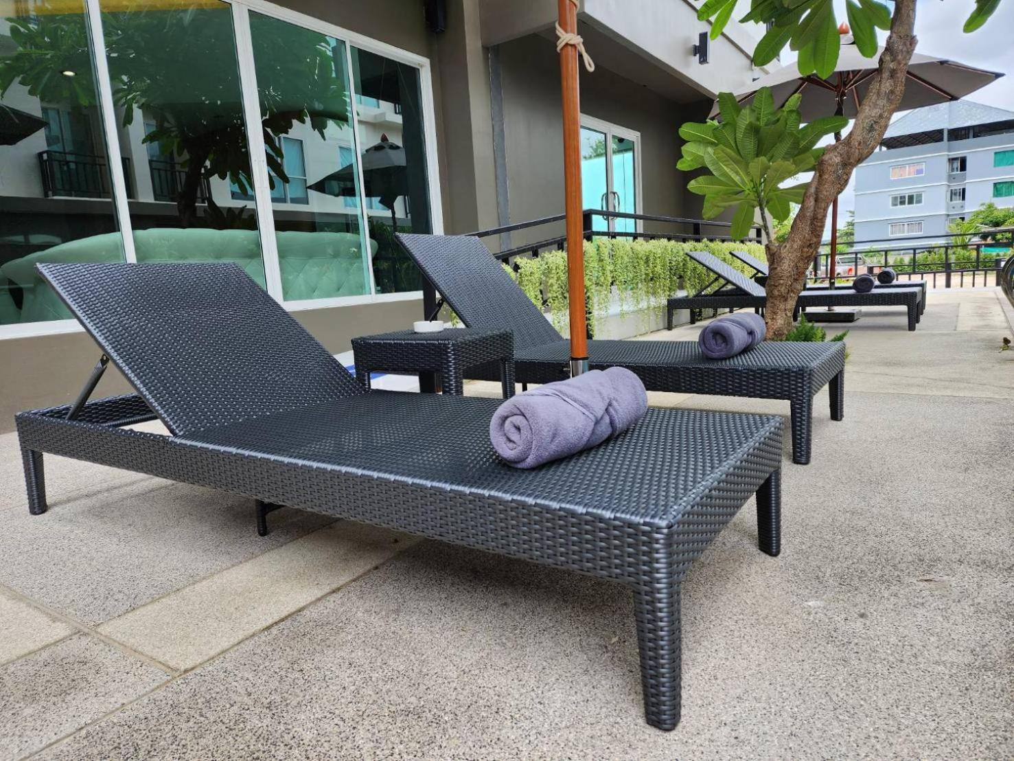 Lhc Hotel And Resort Pattaya Exterior photo